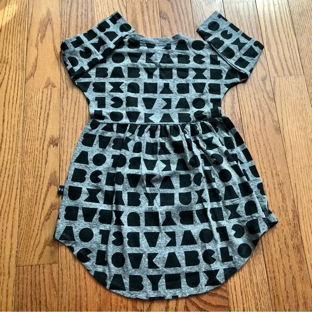 Huxbaby Mini-malist Gray Black Logo Spell-Out Knit Dress Girl’s Size 6
